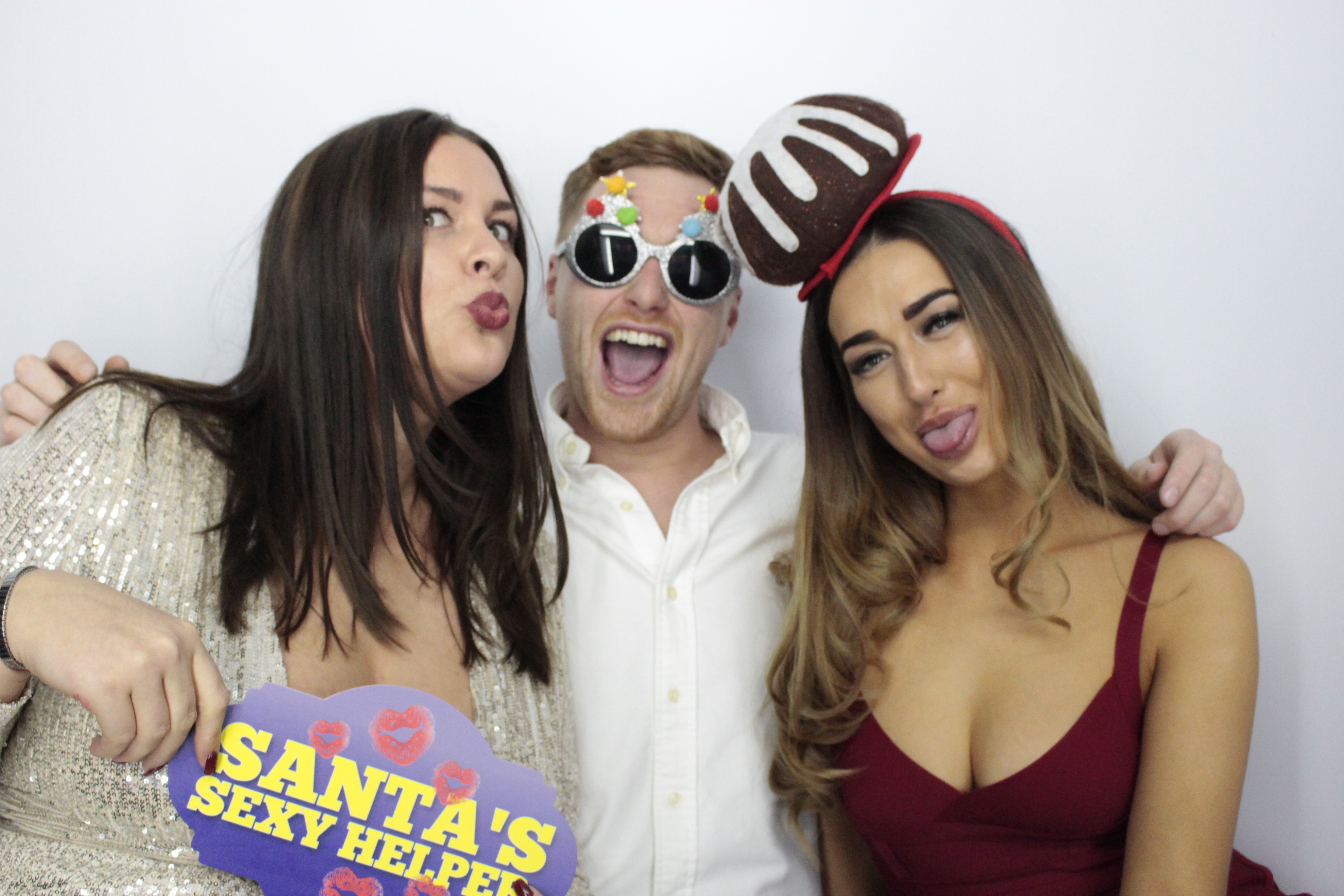 Fittleworth Medical Christmas Party | View more photos from the event at gallery.myphotoboothexperience.co.uk/u/MyPhotoBoothExperienceLtd/Fittleworth-Medical-Christmas-Party
